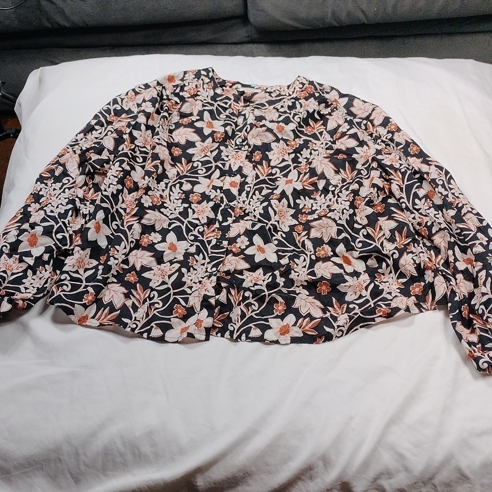 A.N.A. women's long sleeved button down floral  blouse size XL
